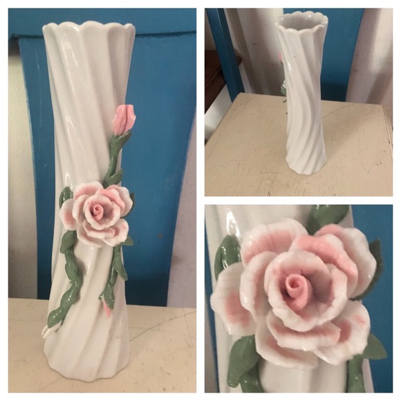 Vintage Ceramic Vase w Raised Flowers